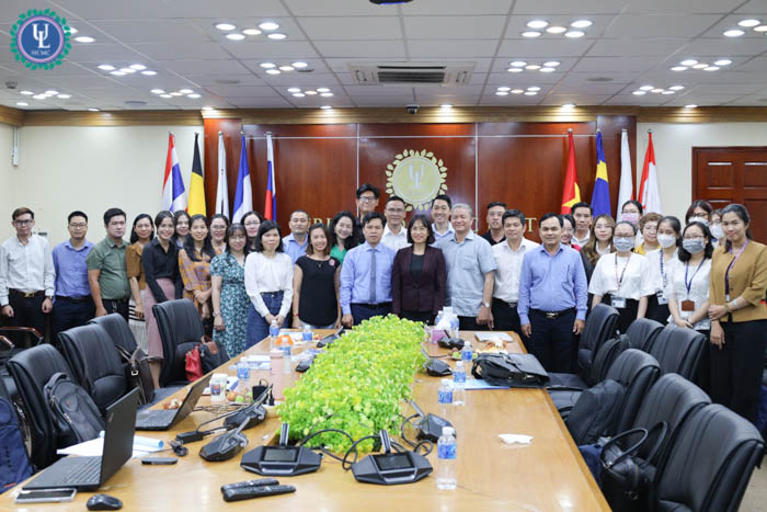 Hoạt động Khoa học - Hợp tác quốc tế